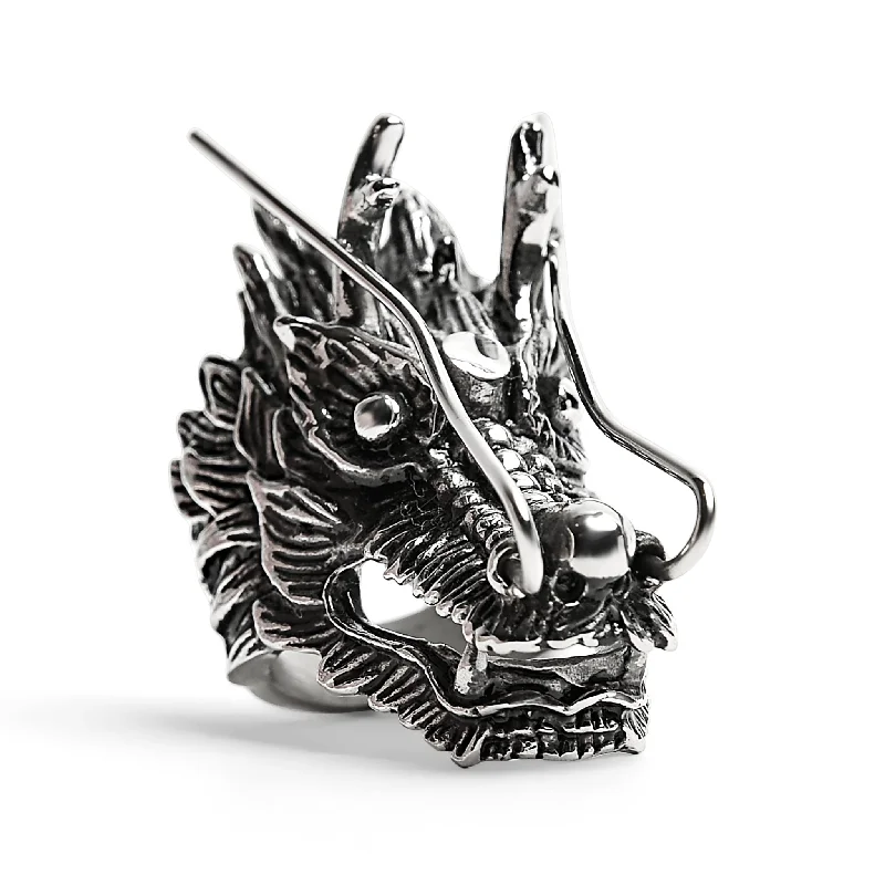 Designer Cocktail Rings For Glamorous Style-Stainless Steel Eastern Dragon Head Ring / SCR4026