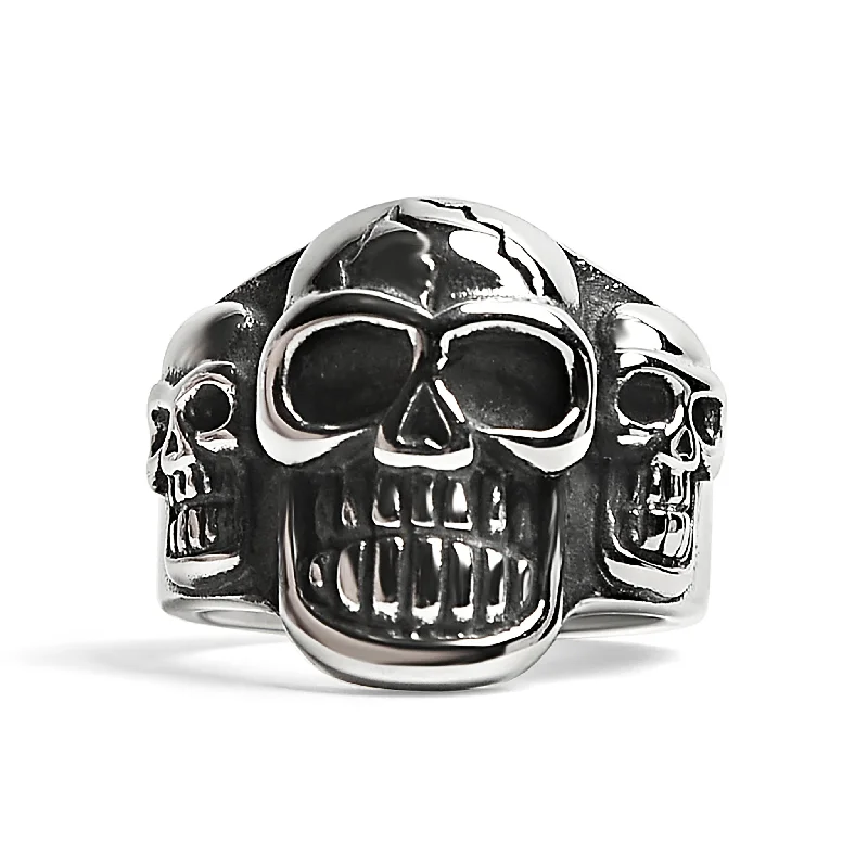 Romantic Heart-Shaped Rings For Lovers-Stainless Steel Polished Cracked Triple Skulls Ring / SCR3038