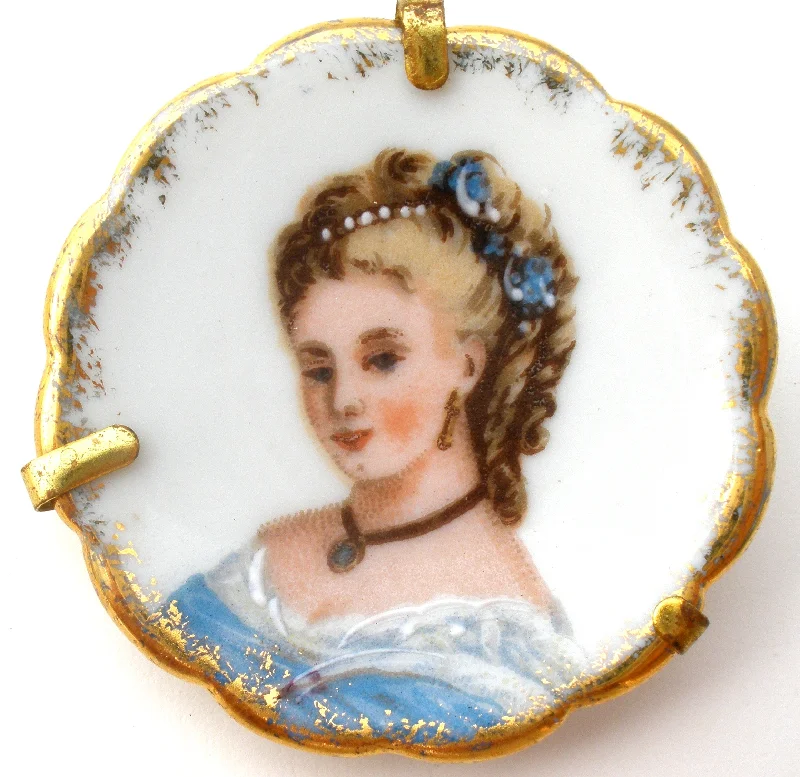 Beautiful Brooch For Women’s Fashion-Limoges Hand Painted Porcelain Brooch Pin Vintage