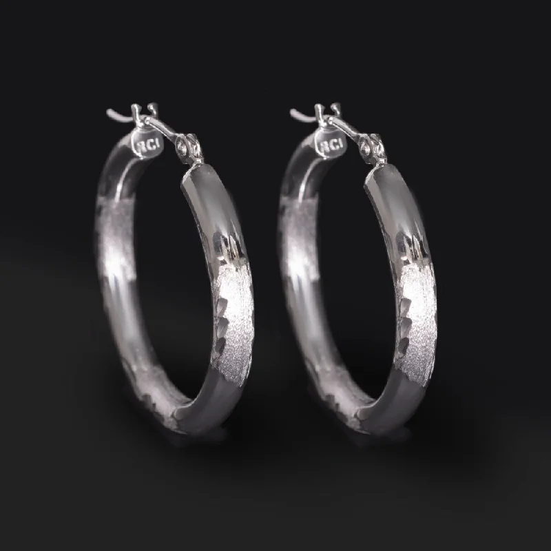 Large Hoop Earrings For Bold Statements-10k WHITE GOLD VINTAGE HOOP EARRINGS MINIMALIST BRUSH FINISH FLORAL HUGGIE SMALL