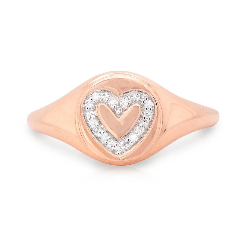 Stylish Engagement Rings For Fashionable Brides-ROSE GOLD RING WITH DIAMOND HEART