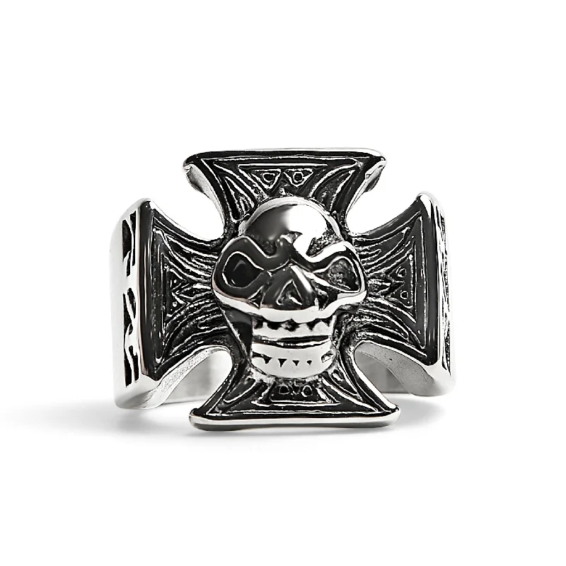 Minimalist Titanium Rings For Stylish Simplicity-Stainless Steel Polished Skull Maltese Cross Ring / SCR2060